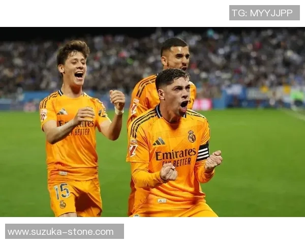 皇马与罗马激战正酣双方拼尽全力争夺胜利的精彩战报